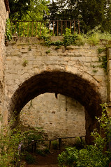 Pont d'une ancienne ferme seigneuriale