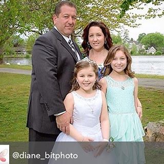 Thank you Diane. Wonderful job you did. Can't recommend you enough @diane_bitphoto #butterfliesintimephotography #firstholycommunion #blessedfamily #liphotographer #stonecreationsoflongisland