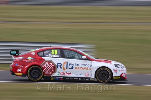 Ashley Sutton in Touring Car action during the BTCC 2016 Weekend at Snetterton