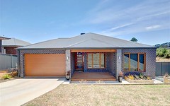 4 Burgadale Court (off Willowbank Way), Brown Hill VIC