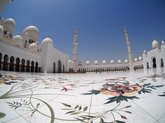 Sheikh Zayed Grand Mosque, Abu Dhabi!