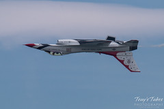 Inverted U.S. Air Force Thunderbirds solo