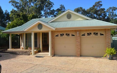 4 Durnford Place, St Georges Basin NSW