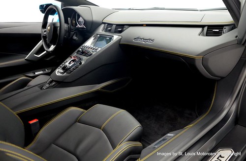 Lamborghini Aventador Ocean Shimmer