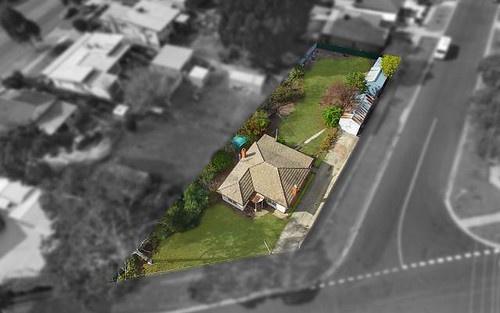 9 Dowding St, California Gully VIC 3556