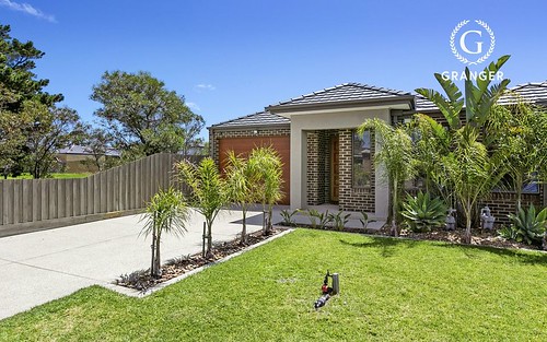 43 Seaview Avenue, Safety Beach VIC 3936