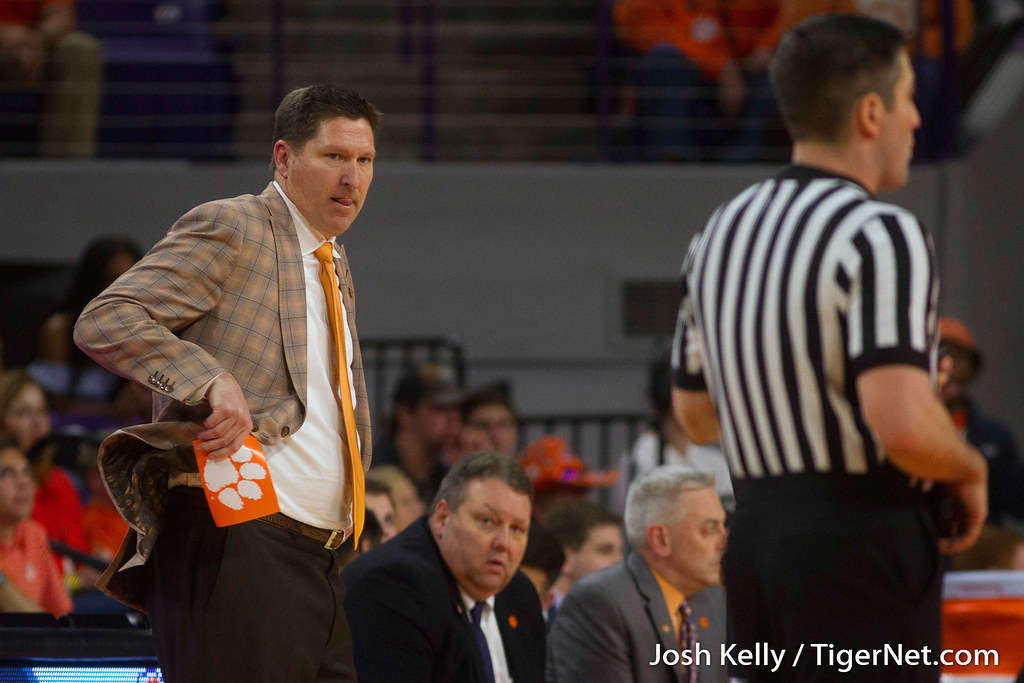Clemson Basketball Photo of Brad Brownell and wichita and state