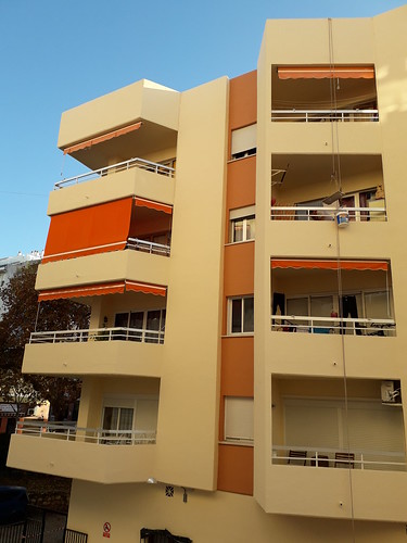 Rehabilitación y Pintura exterior del Edf. Caracas (Marbella).   Garantía de 10 años en pintura y en aplicación por el fabricante Jotun Pinturas  Financiación de los trabajos hasta en 10 años.  0% de interés hasta 24 meses.