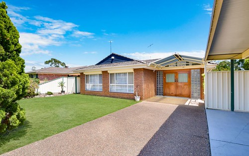 8 Hebrides Place, St Andrews NSW 2566