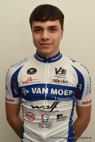 Van Moer Logistics Cycling Team (110)