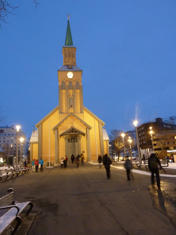 Tromsø - the wooden cathedral<br/>© <a href="https://flickr.com/people/9228922@N03" target="_blank" rel="nofollow">9228922@N03</a> (<a href="https://flickr.com/photo.gne?id=45682211835" target="_blank" rel="nofollow">Flickr</a>)