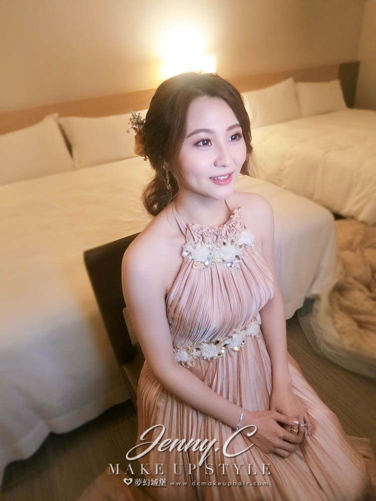 【新秘蓁妮】bride姵甄 結婚造型 /麗寶福容大飯店