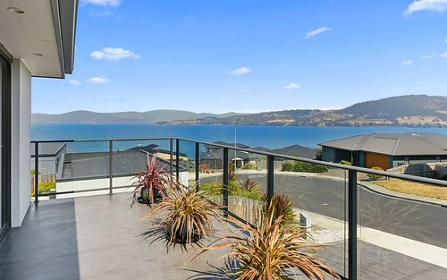 28 Abate Place, Midway Point TAS