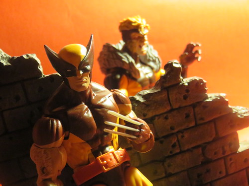 Marvel Legends Vintage Wave Wolverine Apocalypse Baf Wave
