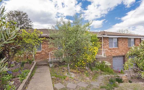 6 Camellia Place, Queanbeyan NSW 2620