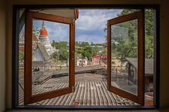Chedi Through Open Window, Phra Chedi Klang Nam