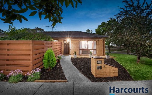 4 Wolf Street, Wantirna South VIC