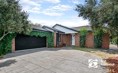 7 Glover Court, Taylors Lakes VIC