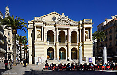 Le Grand Théâtre de Toulon<br/>© <a href="https://flickr.com/people/47676341@N00" target="_blank" rel="nofollow">47676341@N00</a> (<a href="https://flickr.com/photo.gne?id=40398171453" target="_blank" rel="nofollow">Flickr</a>)