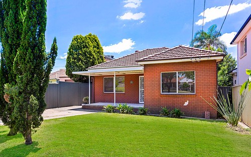 27 Doyle Rd, Revesby NSW 2212