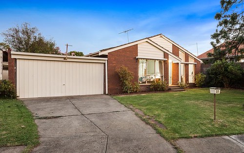 37 Lincoln St, Burwood East VIC 3151