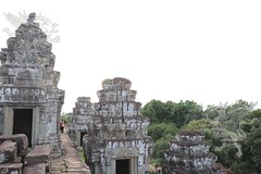 Angkor_Phnom_Bakheng_2014_07