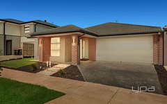 8 Somerset Road, Thornhill Park VIC
