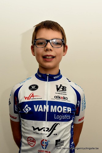 Van Moer Logistics Cycling Team (6)