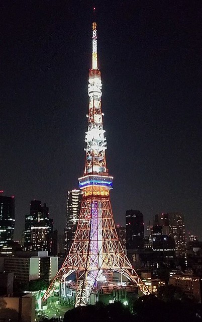 ま、東京タワーでも、