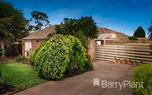 2 Doubell Court, Mill Park VIC