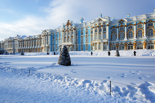 Sunny frosty day. Catherine Palace.