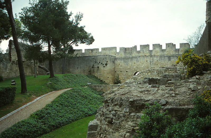 Beaucaire Castle<br/>© <a href="https://flickr.com/people/87974483@N02" target="_blank" rel="nofollow">87974483@N02</a> (<a href="https://flickr.com/photo.gne?id=47060881482" target="_blank" rel="nofollow">Flickr</a>)