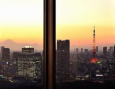 浜松町からの富士山と東京タワーは街の財産