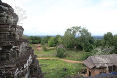 Angkor_Phnom_Bakheng_2014_04