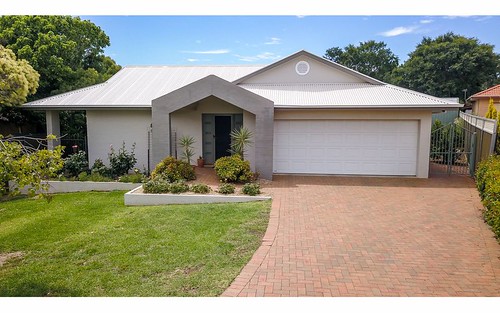 10 Poidevin Place, Dubbo NSW