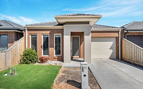 11 Clavell Cr, Wollert VIC 3750