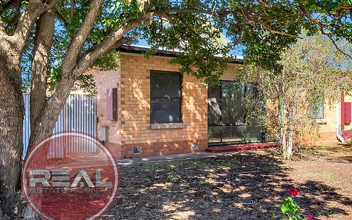 5 Patton Place, Banks ACT