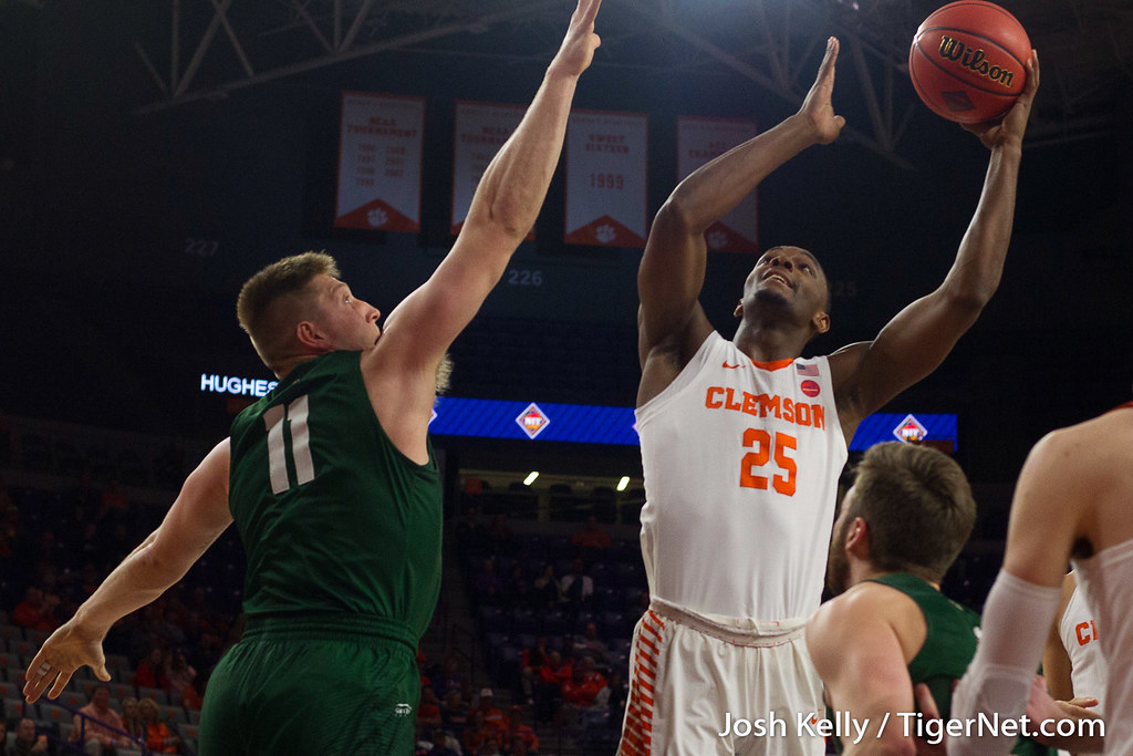 Clemson  Photo of wrightstate and Aamir Simms