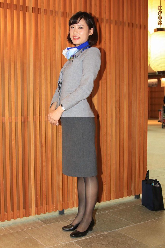 Cabin Crew 15 頁 1 | FlickrLinkr