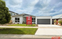 16 ECHIDNA GROVE, Cowes Vic