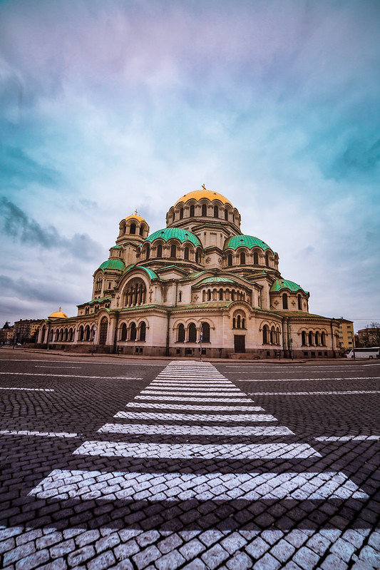 Alexander Nevsky Cathedral and crosswalk in Sofia, Bulgaria<br/>© <a href="https://flickr.com/people/146438080@N07" target="_blank" rel="nofollow">146438080@N07</a> (<a href="https://flickr.com/photo.gne?id=32758349608" target="_blank" rel="nofollow">Flickr</a>)